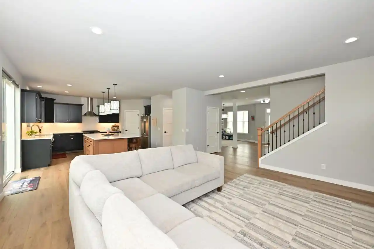 5th image of W201N5523 Magnolia Lane Lane, Menomonee Falls, WI 53051 | MLS# 1962339