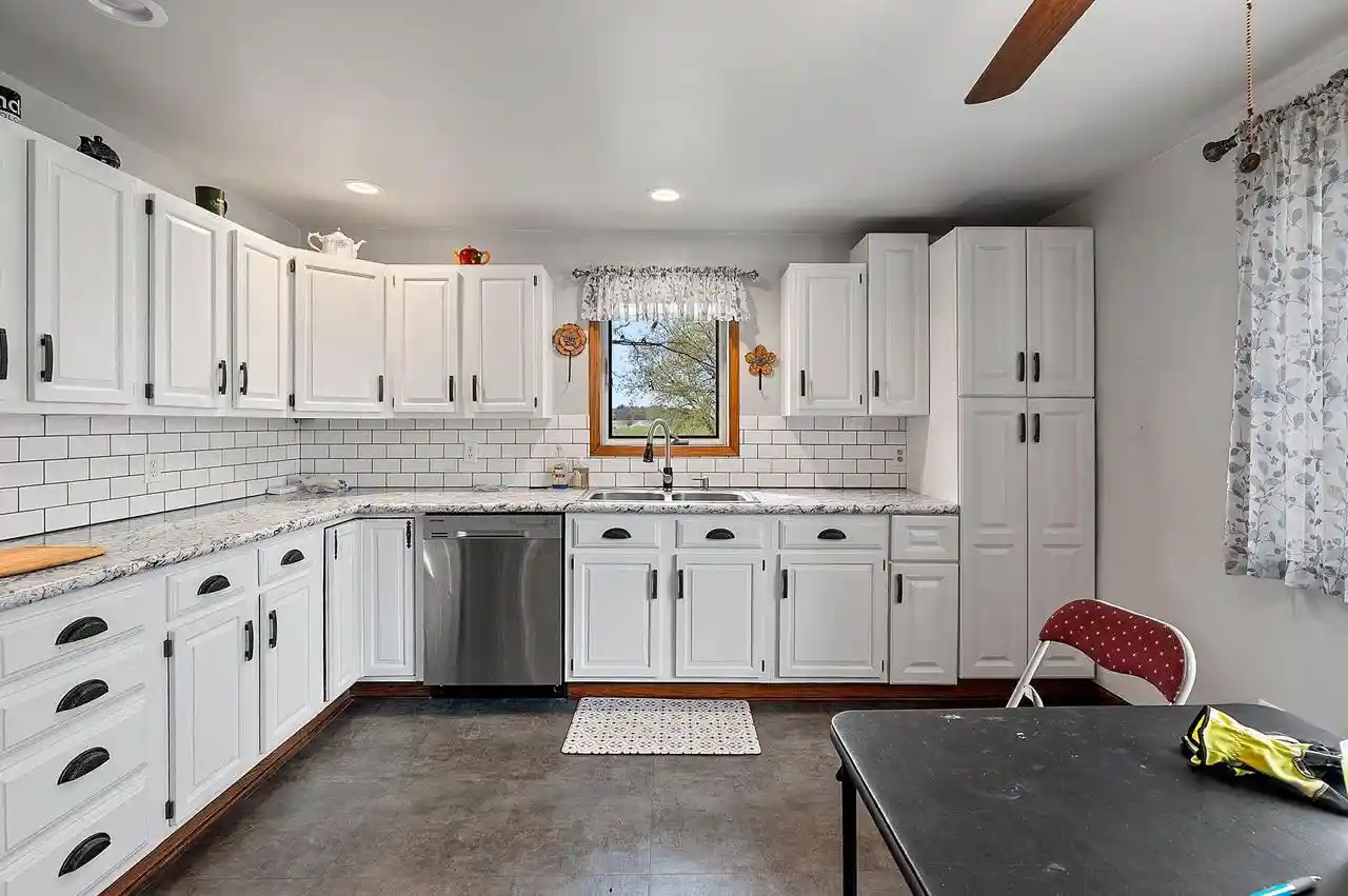 Homes for sale in Manitowoc, WI | 1202 County Road S, Manitowoc, WI 54220 | MLS# 1962343