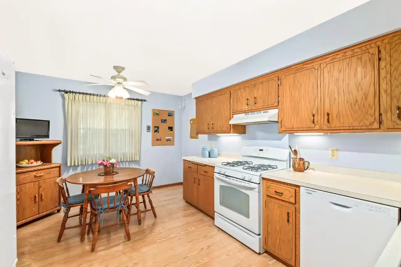 Homes for sale in Wauwatosa, WI | 4327 N 99th Street Street, Wauwatosa, WI 53222 | MLS# 1962369