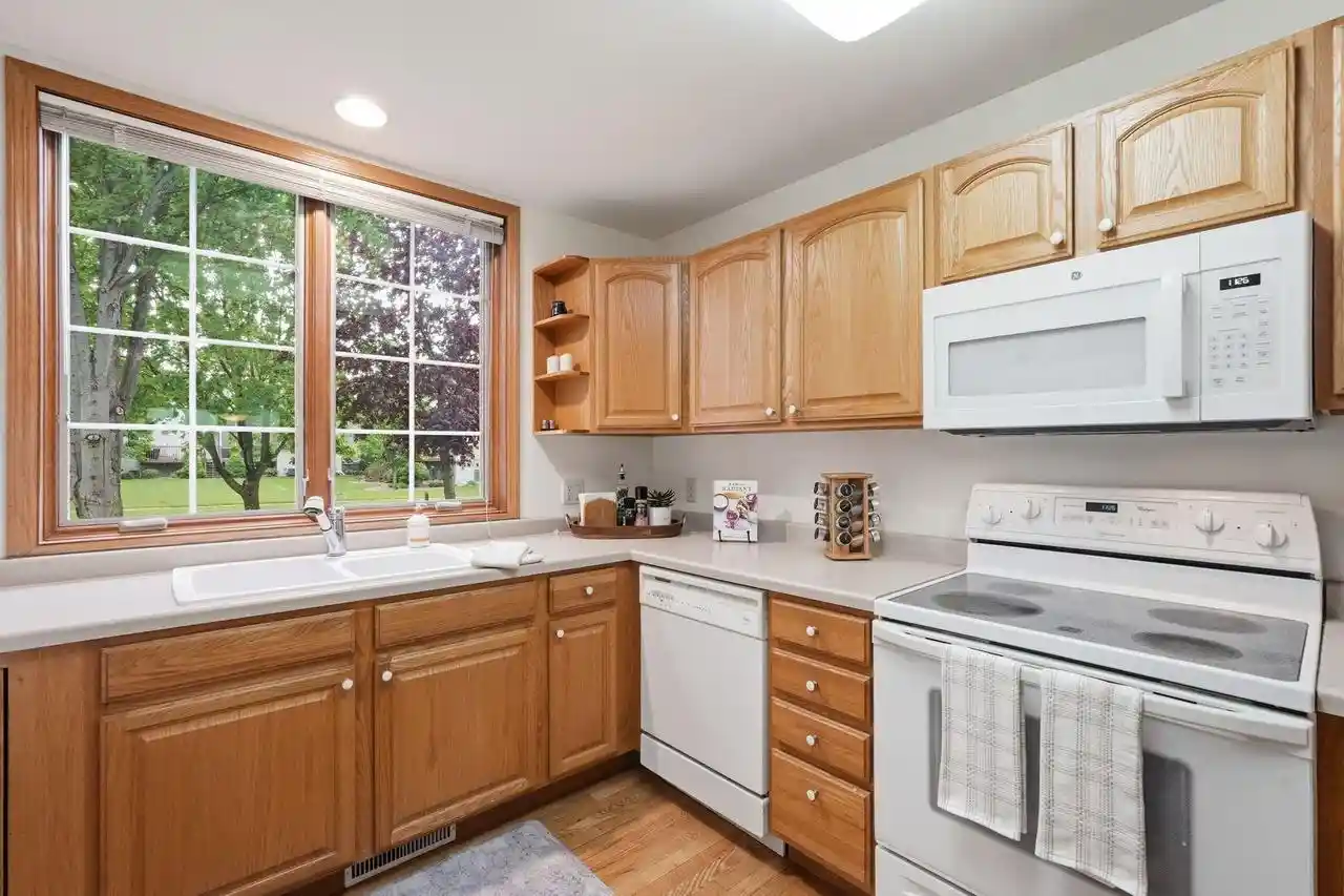 3rd image of 1207 N Parkview Street Street, Cottage Grove, WI 53527 | MLS# 2023236