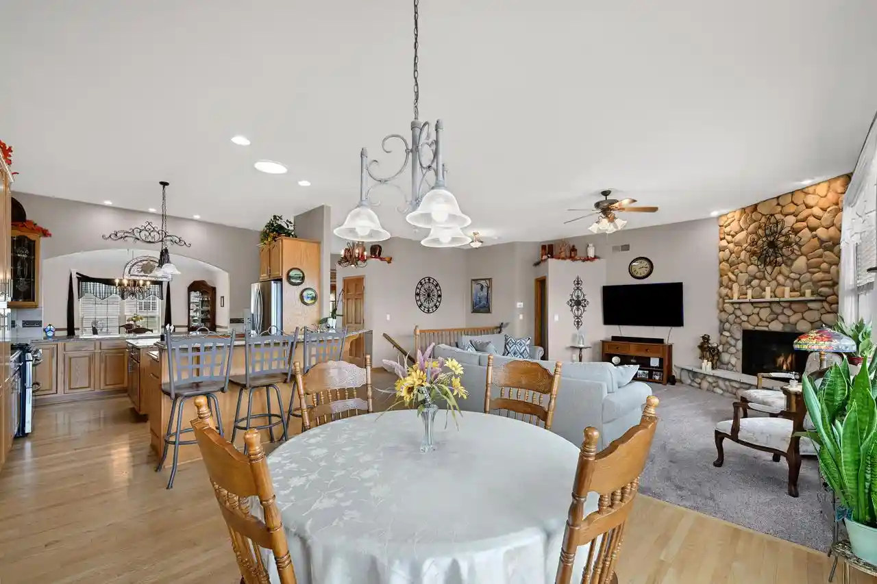 Homes for sale in Muskego, WI | W125S8568 Country View Court Court, Muskego, WI 53150 | MLS# 1962429
