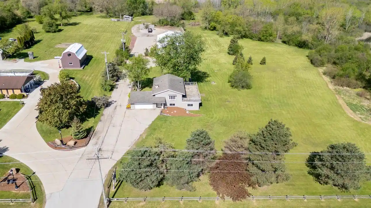 image of W240s4901 Hwy 164, Waukesha, WI 53189 | MLS# 1962465