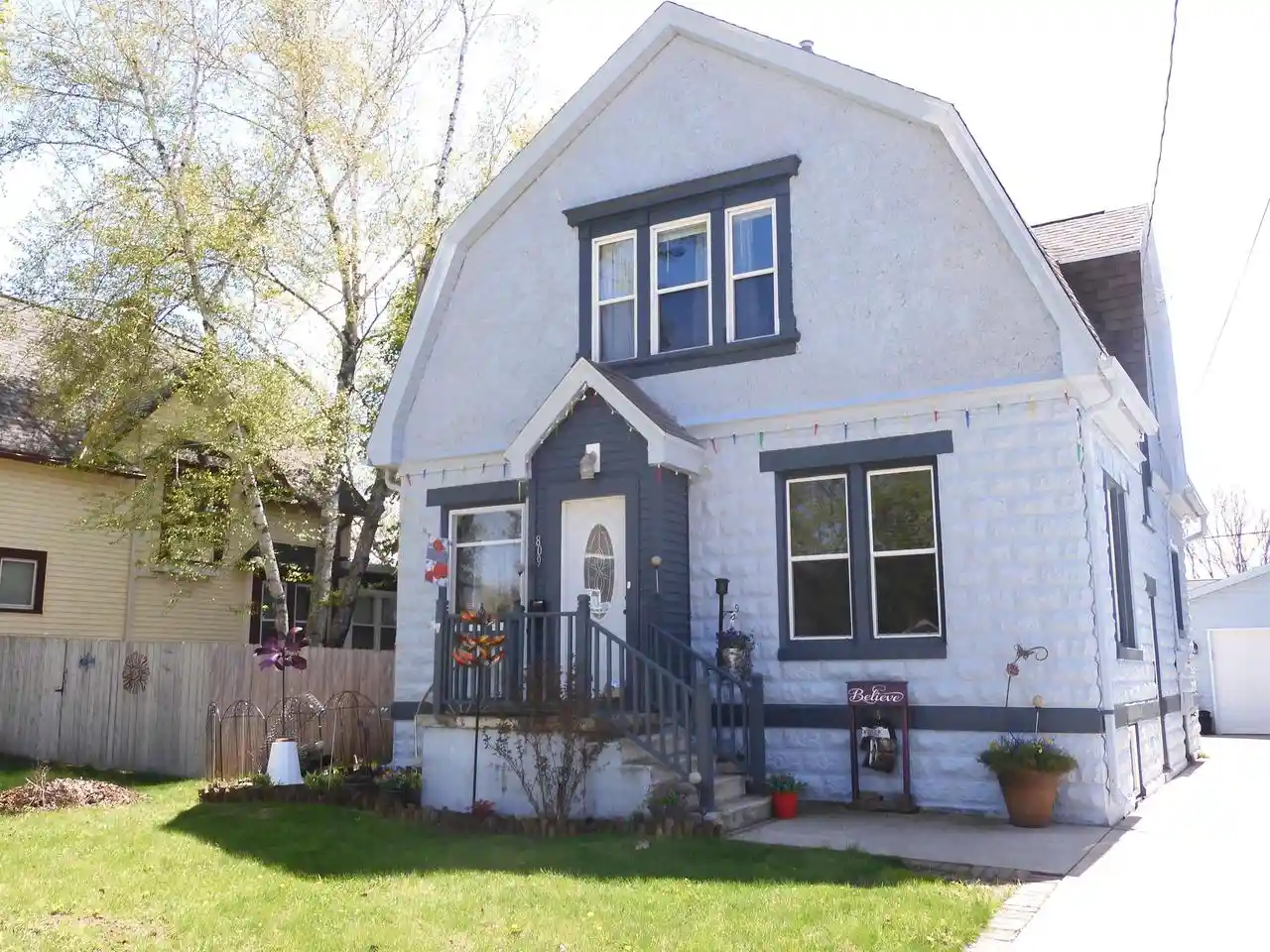 Homes for sale in Appleton, WI | 809 E Hancock Street Street, Appleton, WI 54911 | MLS# 50325454