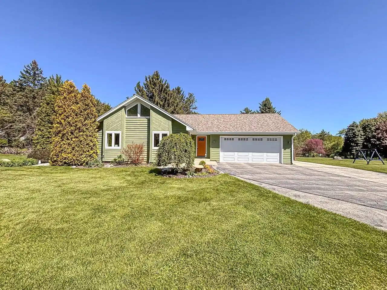1st image of S50w30750 Walnut Street Street, Mukwonago, WI 53149 | MLS# 1962514
