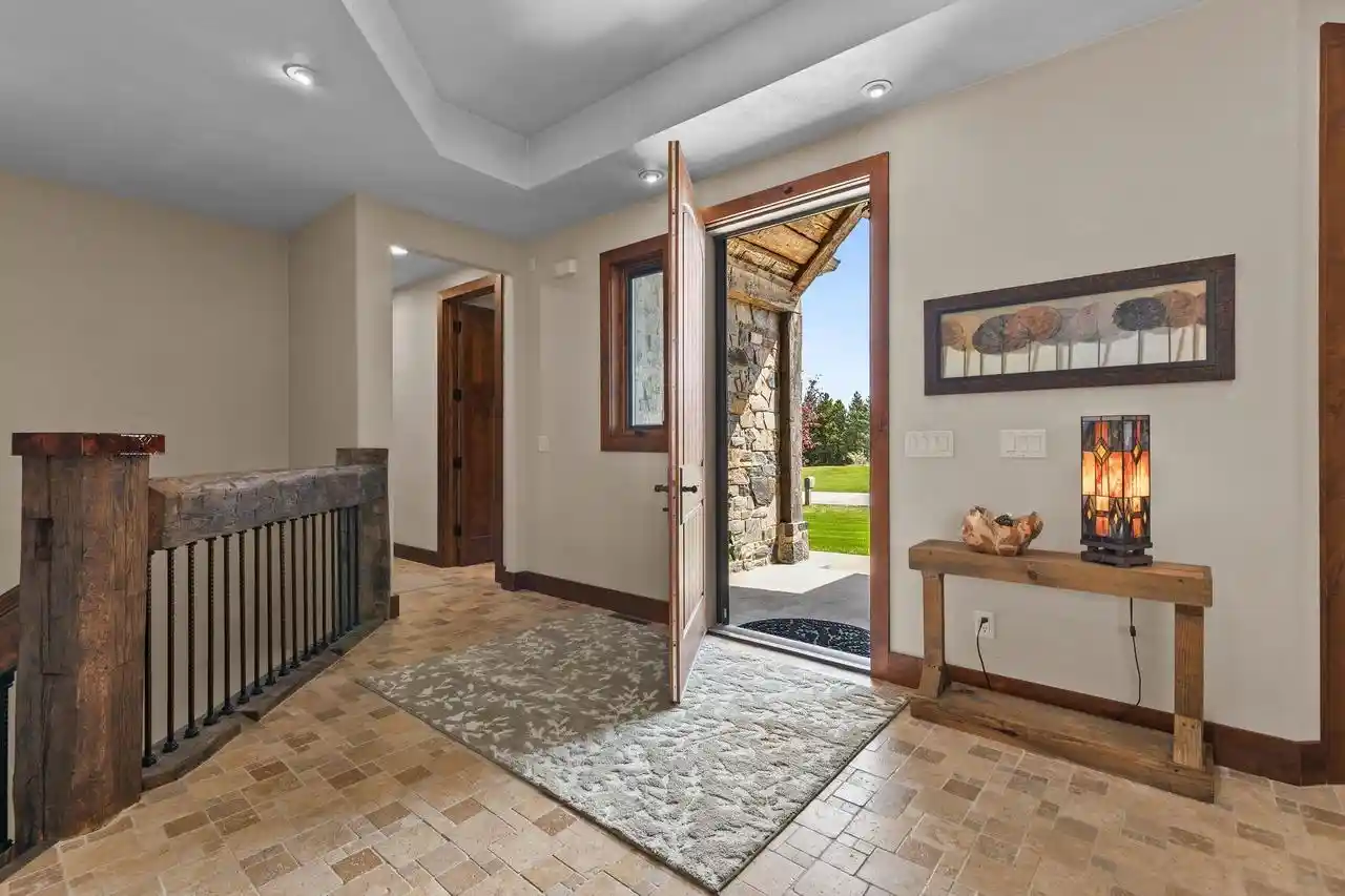 5th image of N3281 Feather Ridge Dr Dr, Appleton, WI 54913 | MLS# 50325487