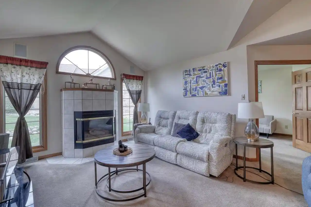 Homes for sale in Waterford, WI | 940 Spyglass Hill Hill, Waterford, WI 53185 | MLS# 1962550