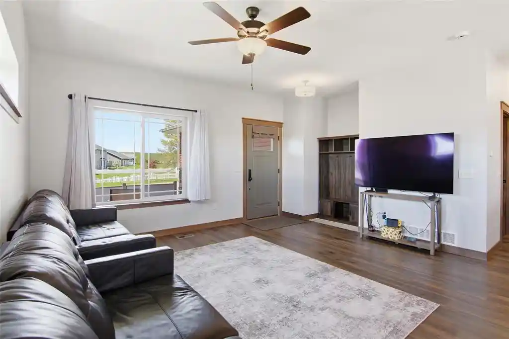 2nd image of 6401 Aspen Ridge Dr Dr, Eau Claire, WI 54703 | MLS# 1601164
