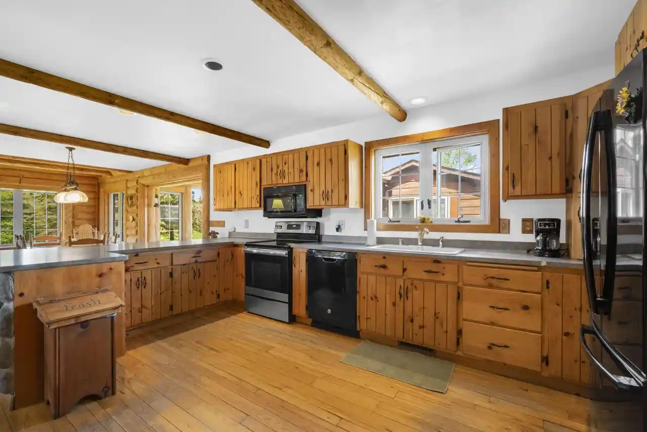 Homes for sale in West Bend, WI | 1206 Lakeview Road Road, West Bend, WI 53090 | MLS# 1962570