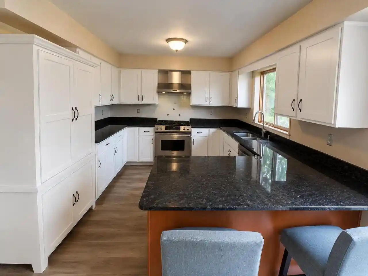 5th image of W354N5766 Lisbon Road Road, Oconomowoc, WI 53066 | MLS# 1962571