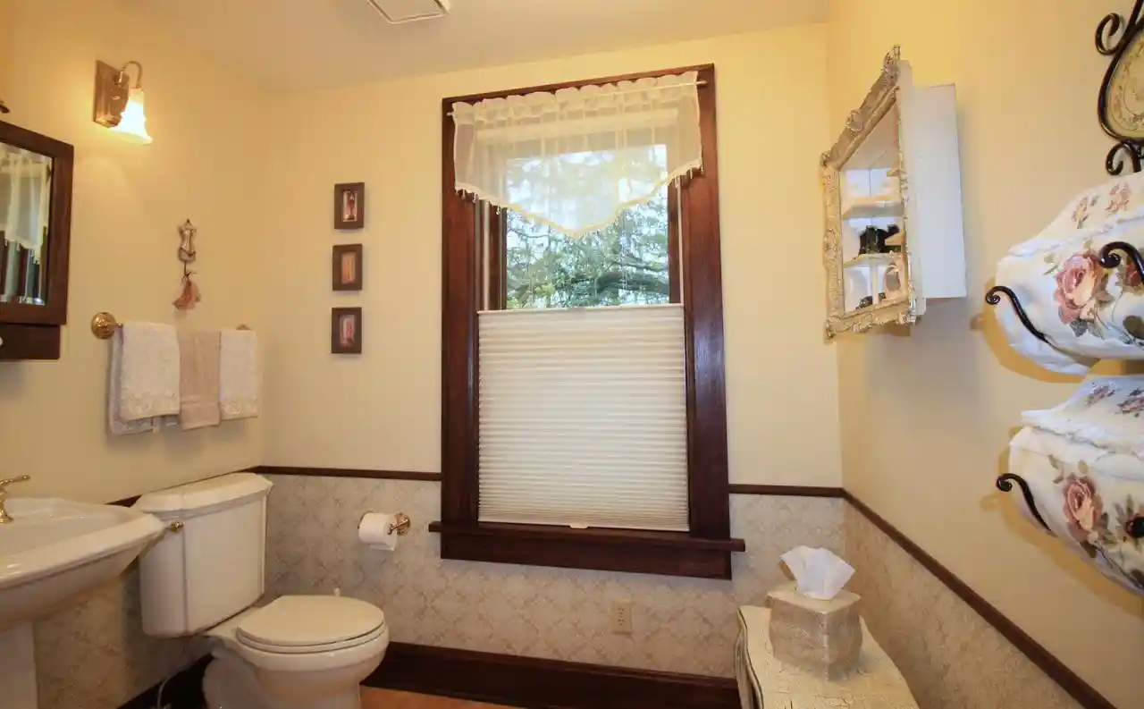 5th image of W310S7565 Arbor Dr Dr, Mukwonago, WI 53149 | MLS# 1962613