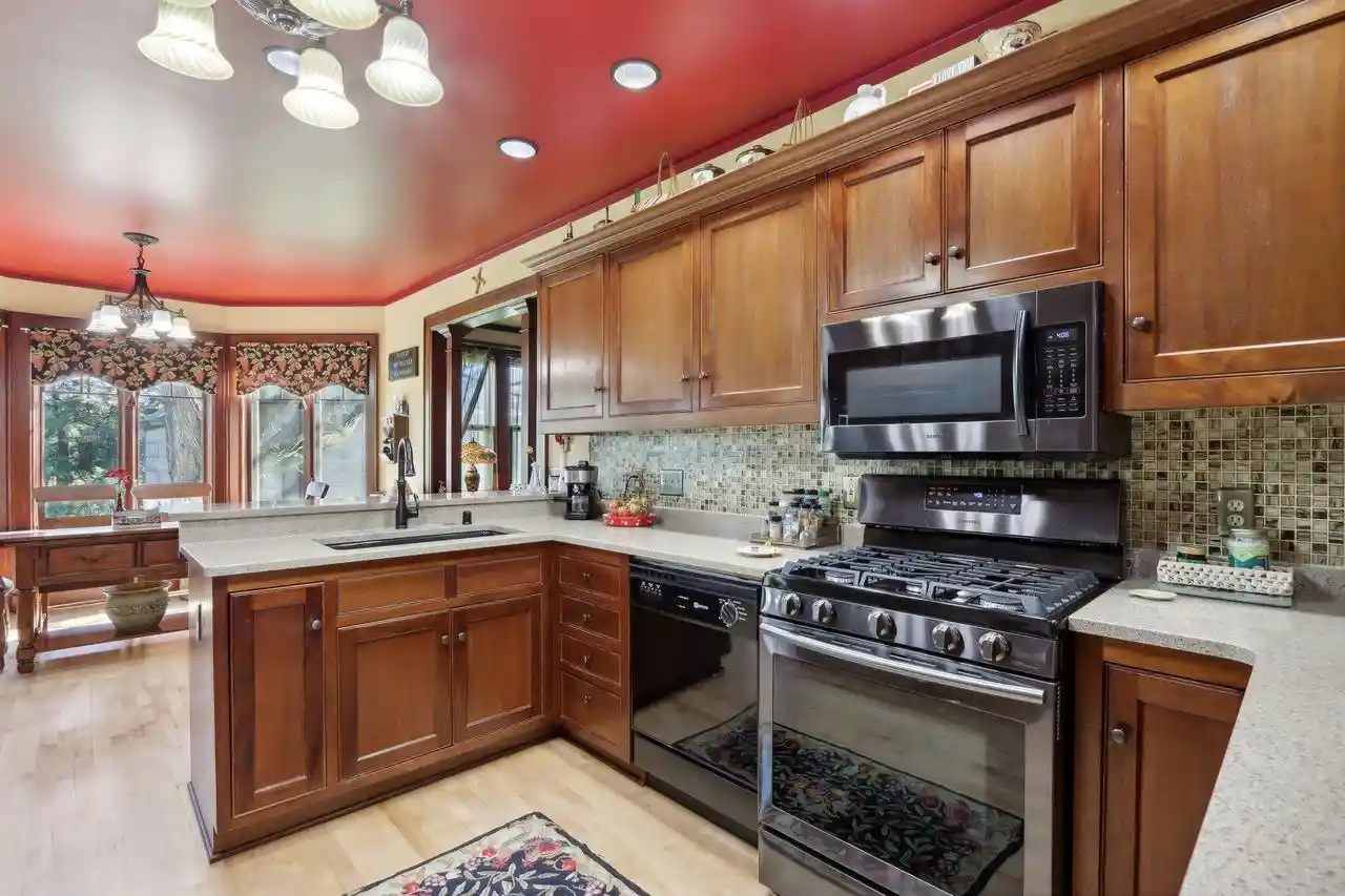 43rd image of W310s7565 Arbor Dr Dr, Mukwonago, WI 53149 | MLS# 1962613