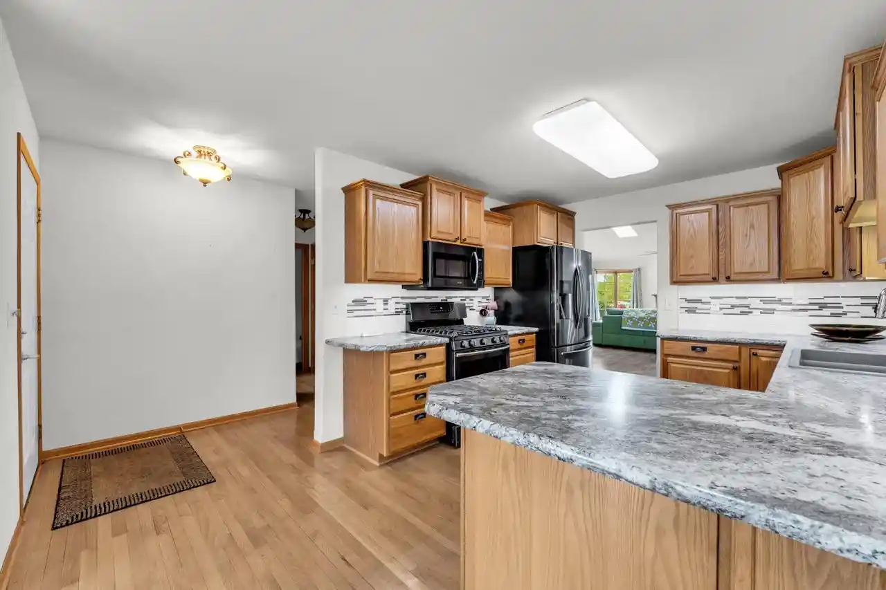 Homes for sale in Waterford, WI | 613 Annecy Park Circle Circle, Waterford, WI 53185 | MLS# 1962725