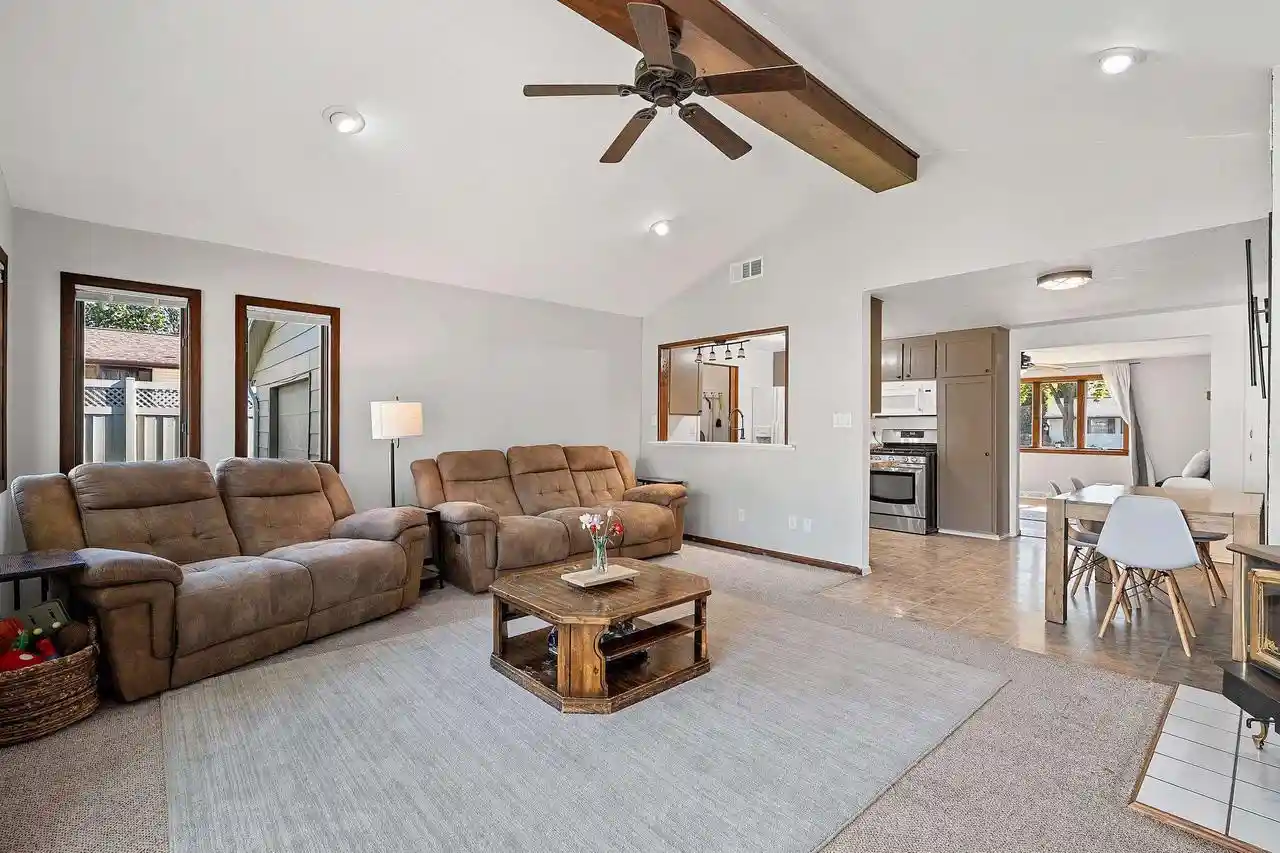 Homes for sale in De Pere, WI | 920 Lee Avenue Avenue, De Pere, WI 54115 | MLS# 50325570