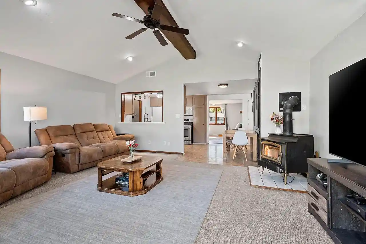 Homes for sale in De Pere, WI | 920 Lee Avenue Avenue, De Pere, WI 54115 | MLS# 50325570