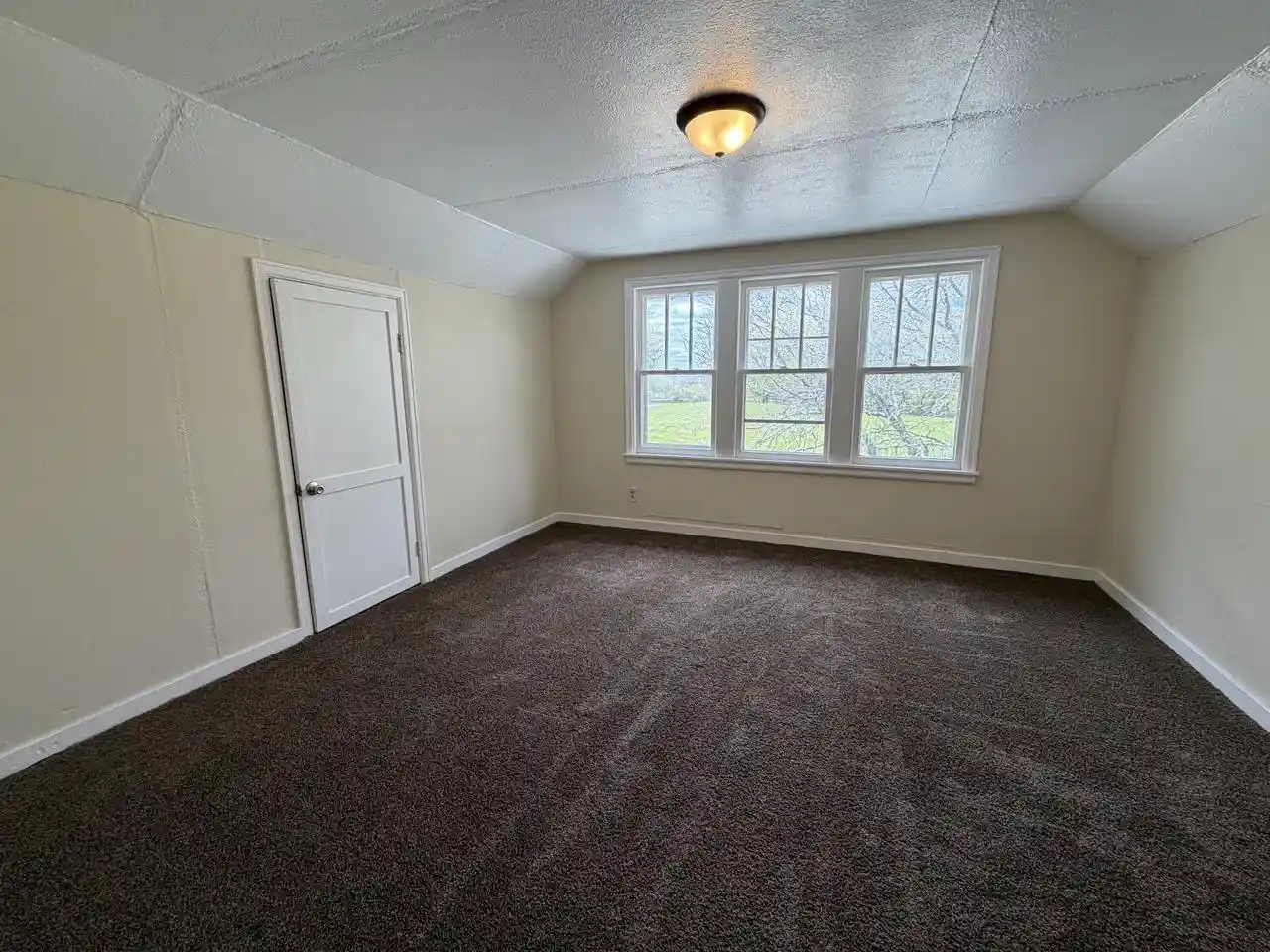 Homes for sale in Sheboygan, WI | 825 S 17Th Street Street, Sheboygan, WI 53081 | MLS# 1962744