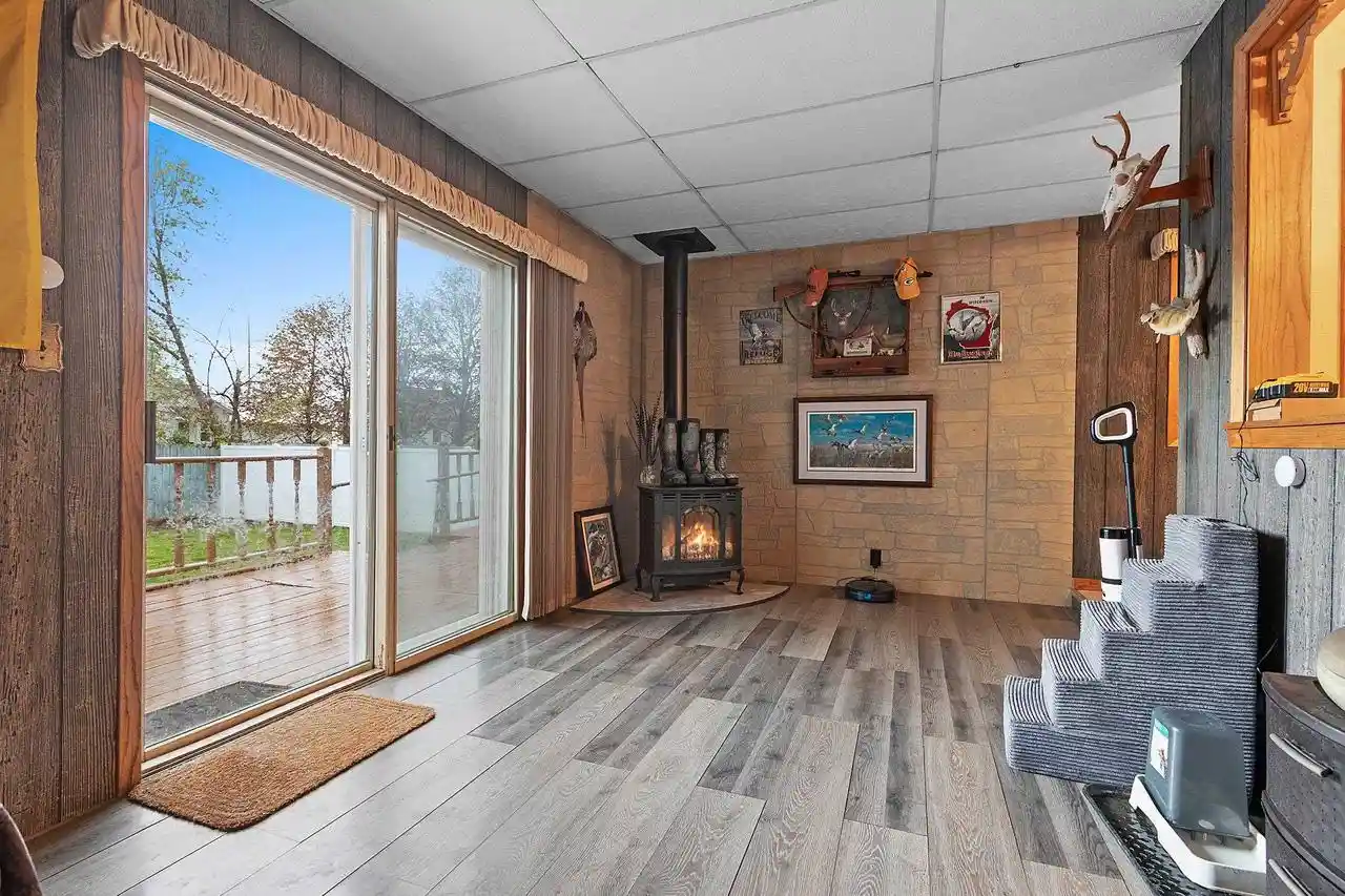 Homes for sale in Clintonville, WI | 17 E 2Nd Street Street, Clintonville, WI 54929 | MLS# 50325591