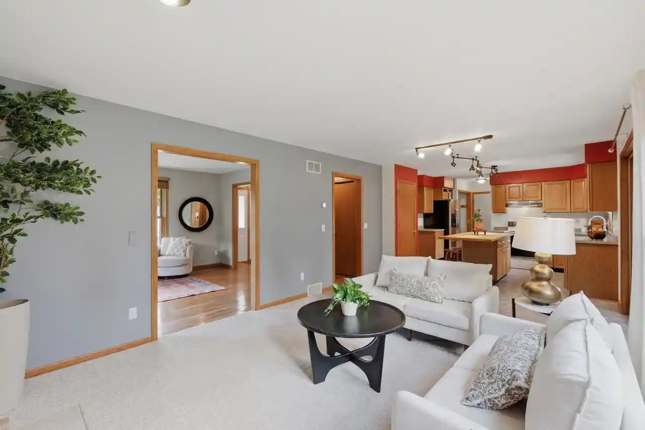 5th image of 909 Bristol Court Court, Stoughton, WI 53589 | MLS# 2023391