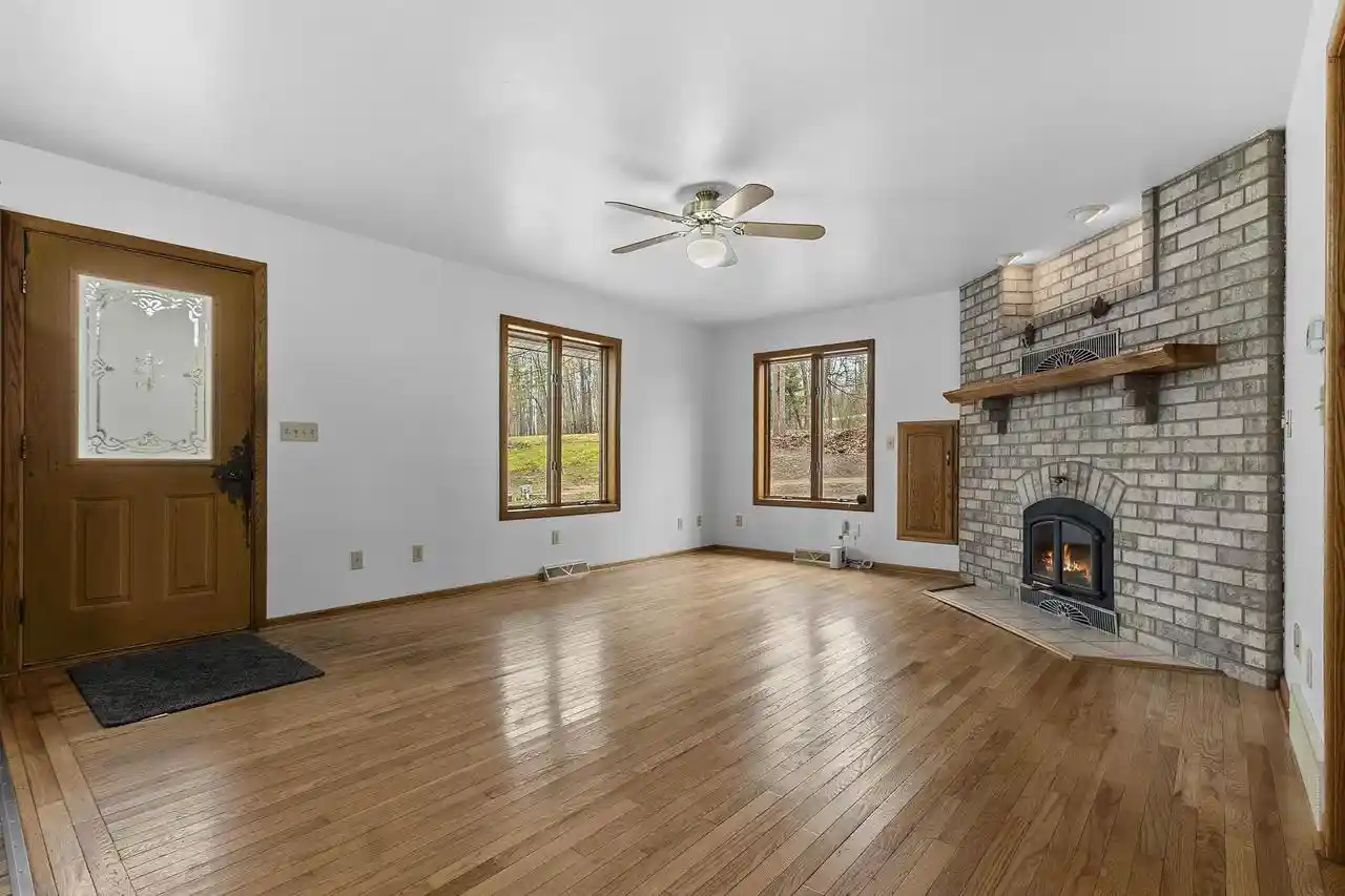 Homes for sale in Sturgeon Bay, WI | 5956 Edward Dr Dr, Sturgeon Bay, WI 54235 | MLS# 50325574