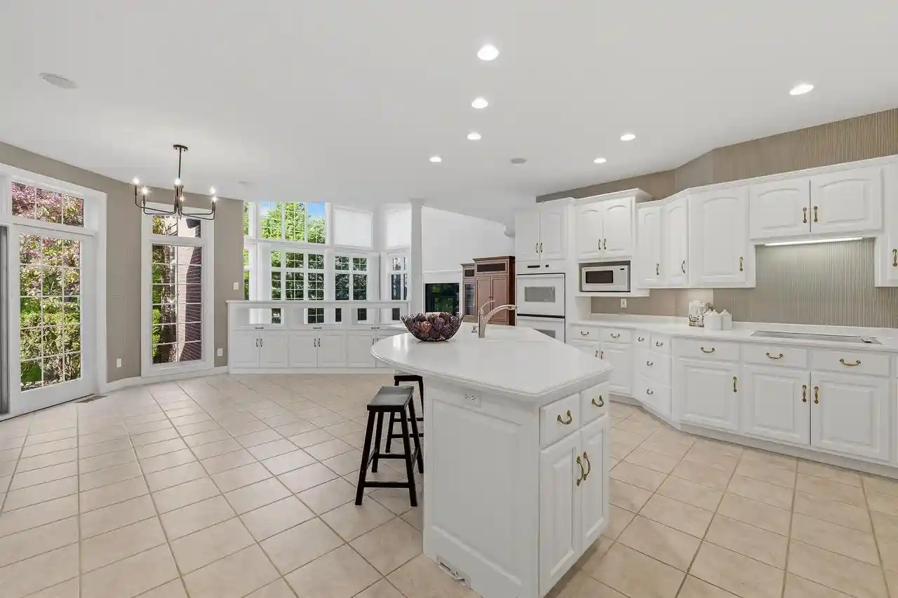 Homes for sale in Fond Du Lac, WI | 384 Ledgewood Dr Dr, Fond Du Lac, WI 54937 | MLS# 50325627