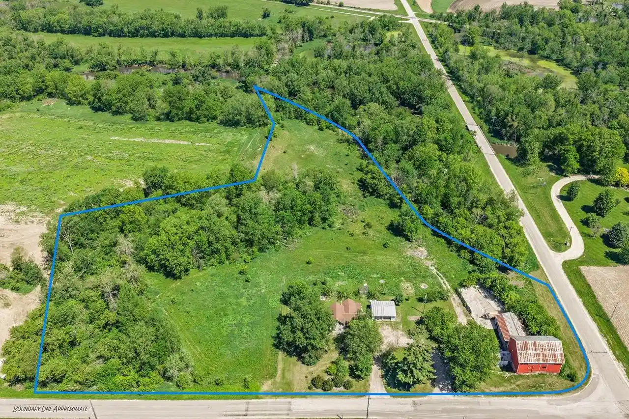 Homes for sale in Reedsburg, WI | E7084 Ski Hill Road Road, Reedsburg, WI 53959 | MLS# 2023433