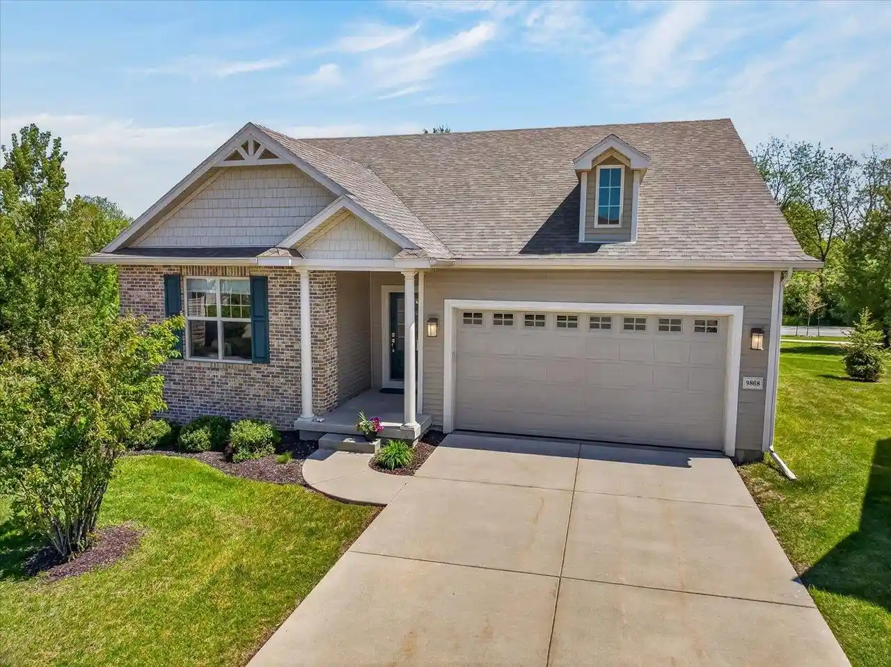 Homes for sale in Verona, WI | 9868 Hawks Nest Dr Dr, Verona, WI 53593 | MLS# 2023448
