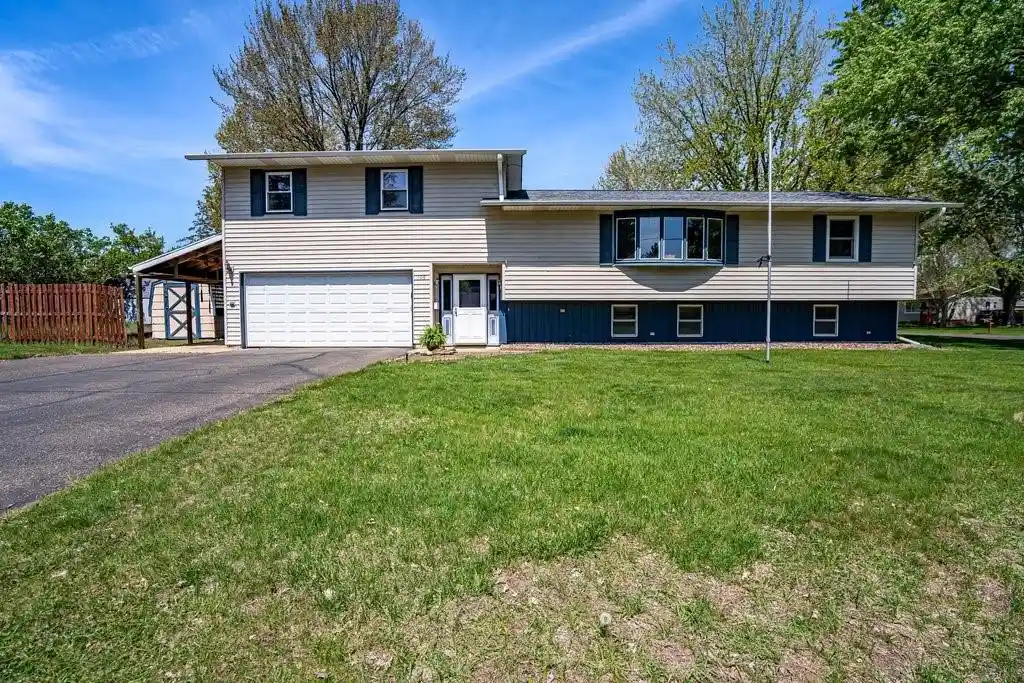 Homes for sale in Eau Claire, WI | 106 Lilac Street Street, Eau Claire, WI 54703 | MLS# 1601226