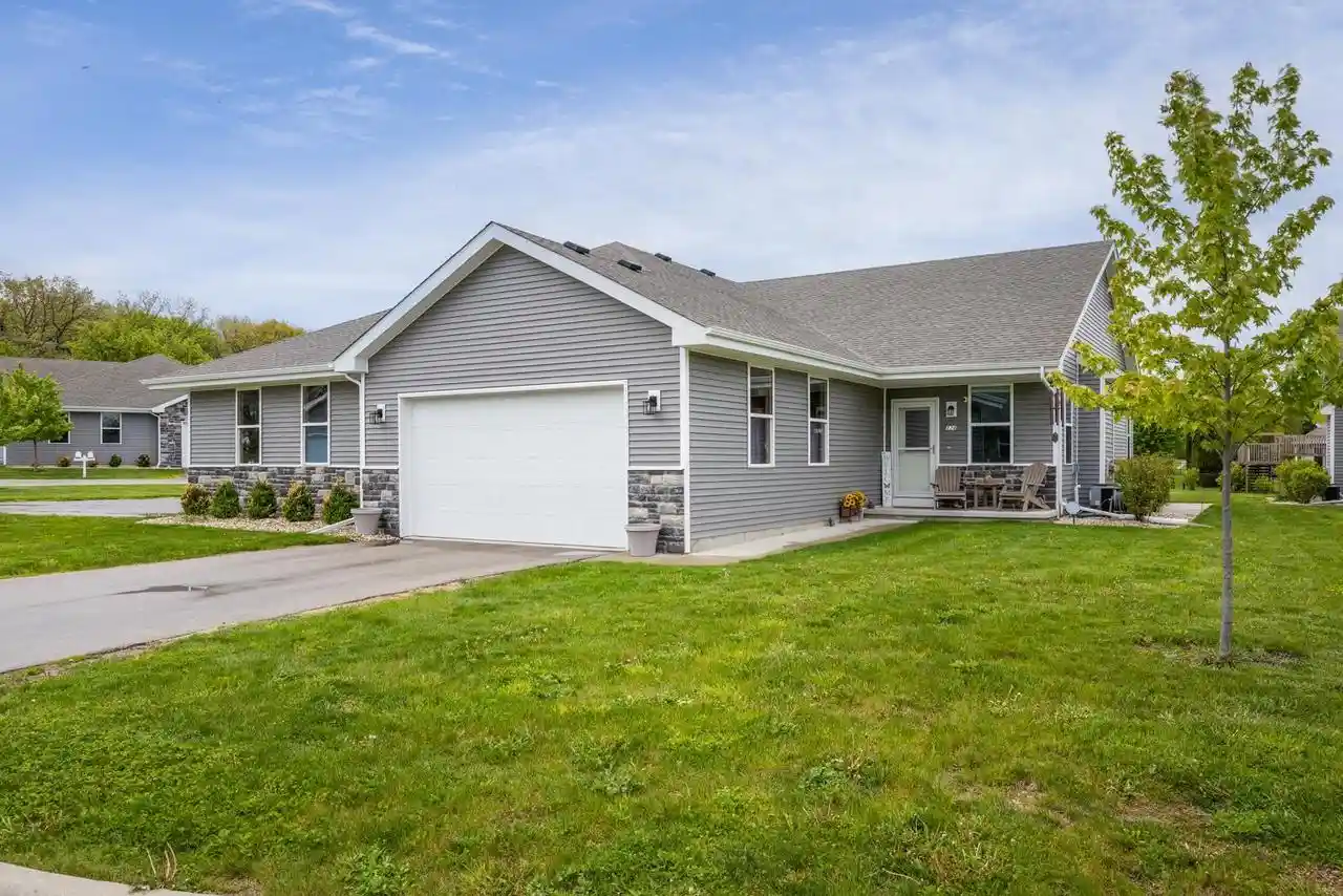 Homes for sale in Edgerton, WI | 134 Bristle Way Way, Edgerton, WI 53534 | MLS# 2023462