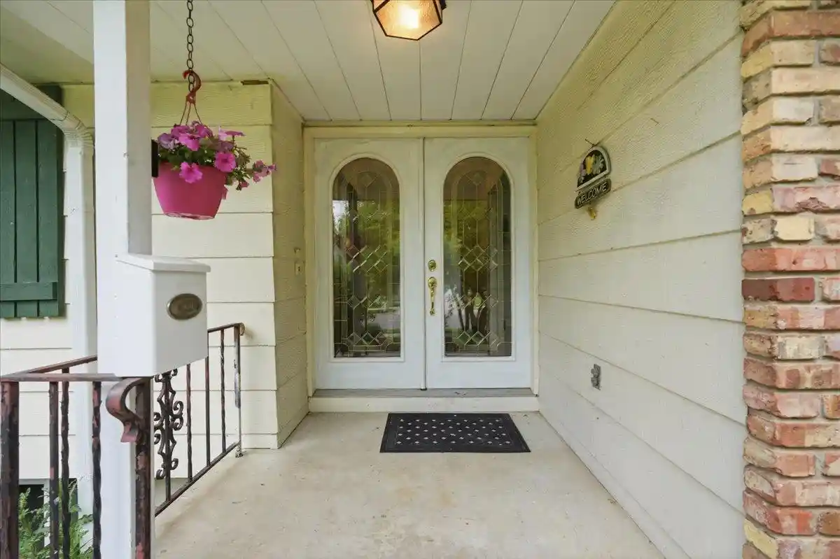 3rd image of 5302 Comanche Way Way, Madison, WI 53704 | MLS# 2023464