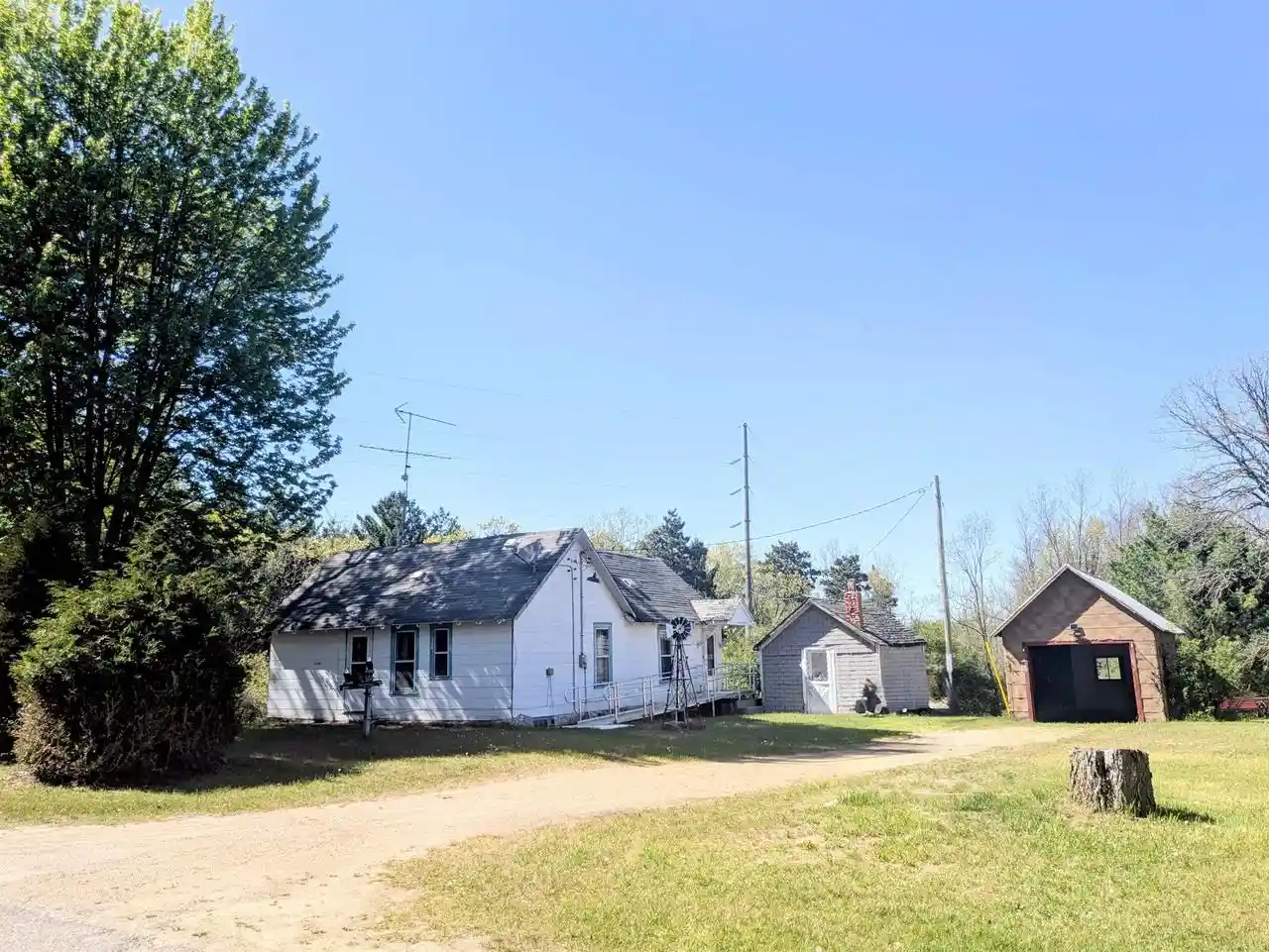 Homes for sale in Grand Marsh, WI | N2520 5th Avenue Avenue, Grand Marsh, WI 53936 | MLS# 2023476