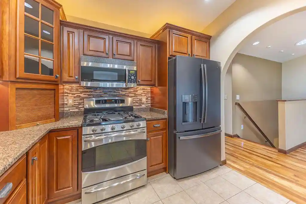 Homes for sale in Onalaska, WI | 827 Barson Court Court #23, Onalaska, WI 54650 | MLS# 1962895