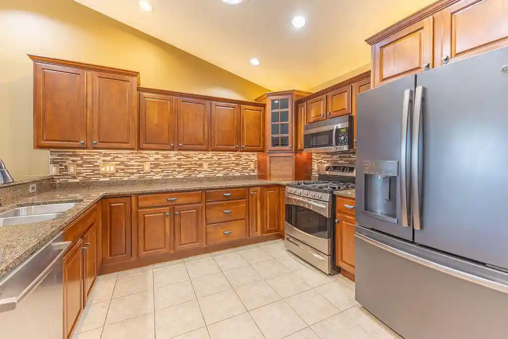 Homes for sale in Onalaska, WI | 827 Barson Ct Ct, Onalaska, WI 54650