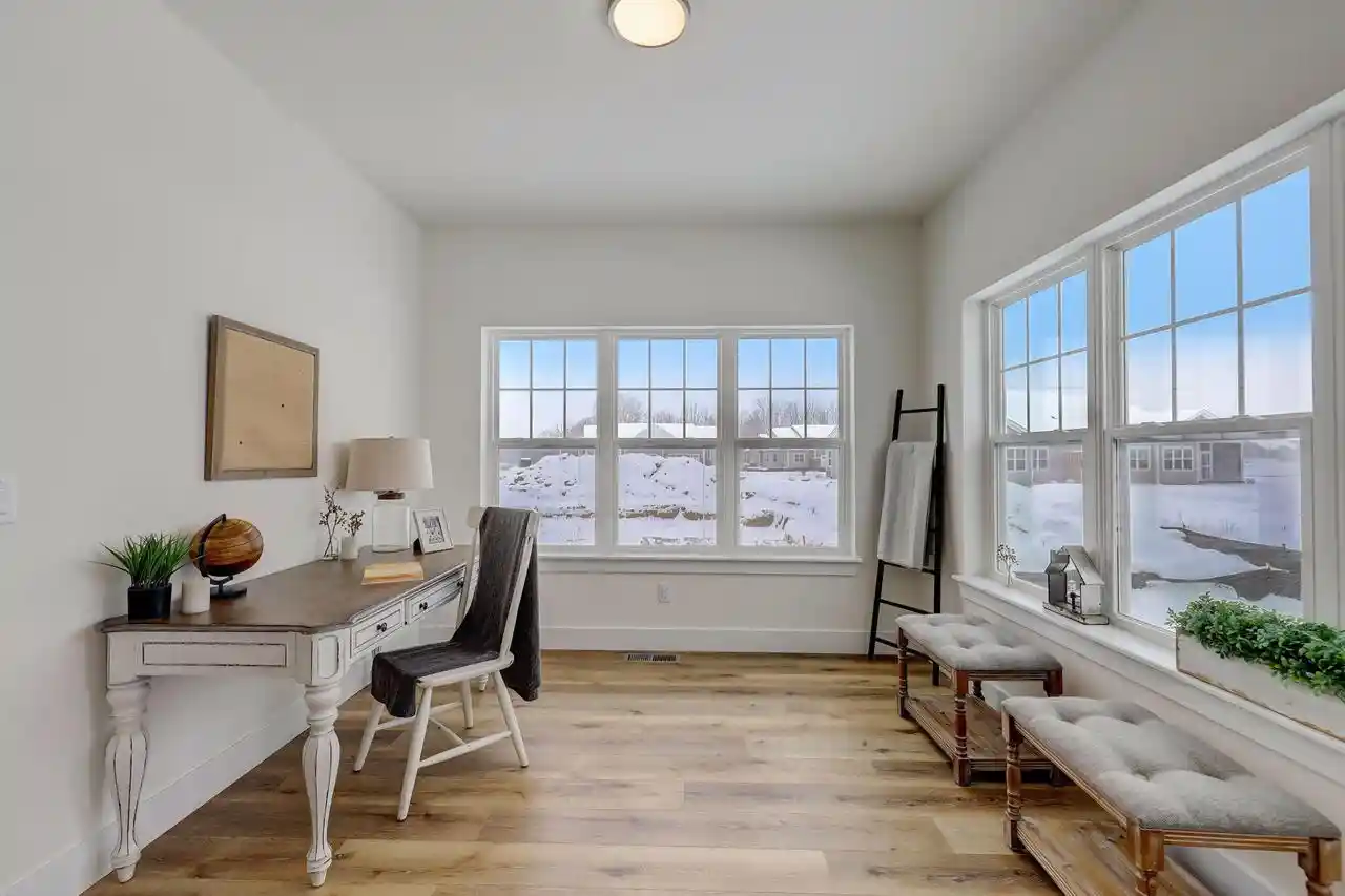4th image of 924 Wallace Loop Loop #29, Bldg 15, Oconomowoc, WI 53066 | MLS# 1962916