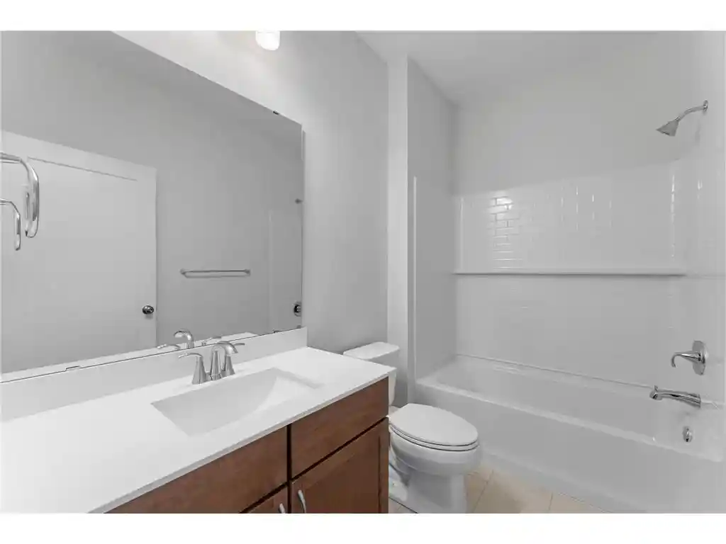 Photo 3 of Single family home for sale at 1575 Applegate Road Road, New Richmond, WI 54017 | MLS# 7075615 | Listing updated on 2026-10-09