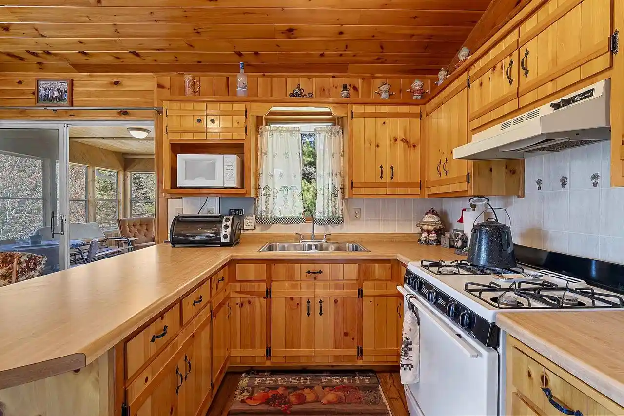 Homes for sale in Amberg, WI | N13898 Mathis Road Road, Amberg, WI 54102 | MLS# 50325680
