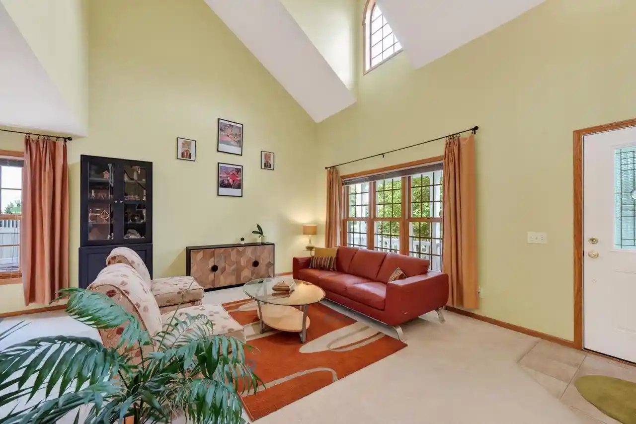 2nd image of 7113 Maple Point Dr Dr, Madison, WI 53719 | MLS# 2023576