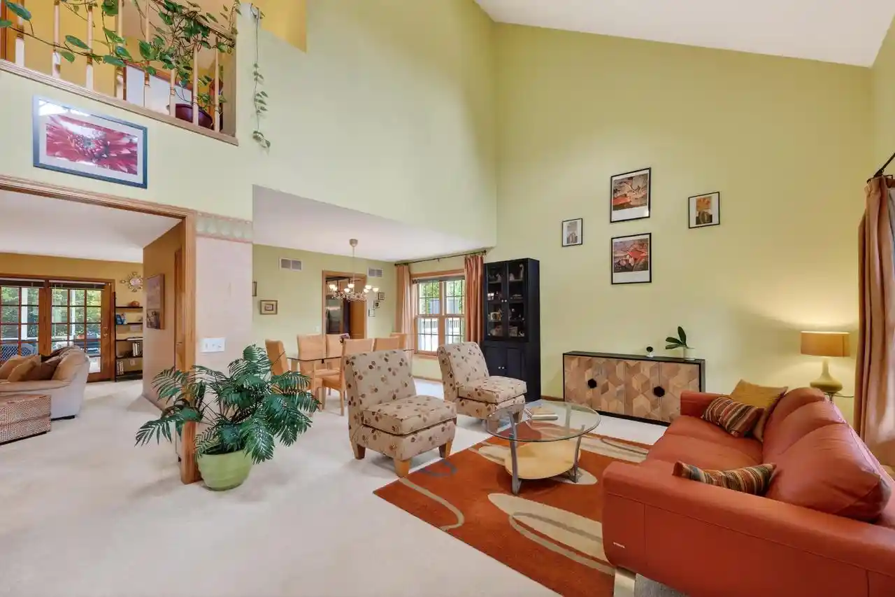 5th image of 7113 Maple Point Dr Dr, Madison, WI 53719 | MLS# 2023576