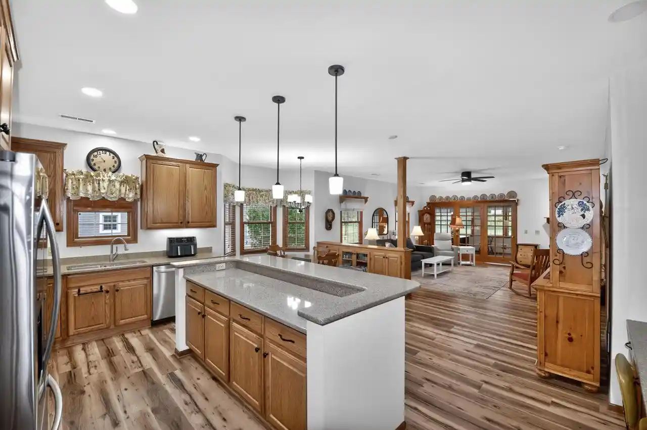 Homes for sale in Elkhorn, WI | 210 Potter Rd Rd, Elkhorn, WI 53121