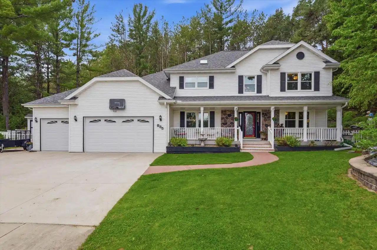 Homes for sale in Plymouth, WI | 835 Suhrke Road Road, Plymouth, WI 53073 | MLS# 1963051