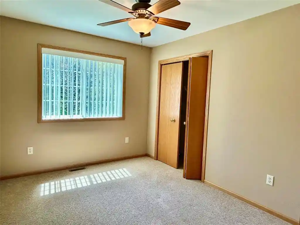 2nd image of 4227 W Robin Meadows Lane Lane #4227, Eau Claire, WI 54701 | MLS# 1600916