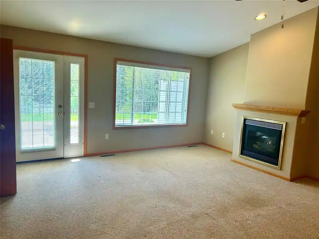 5th image of 4227 W Robin Mdws Ln Ln, Eau Claire, WI 54701