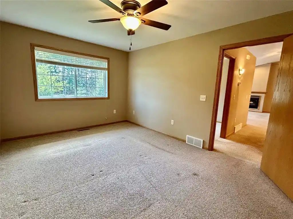 2nd image of 4227 W Robin Mdws Ln Ln, Eau Claire, WI 54701