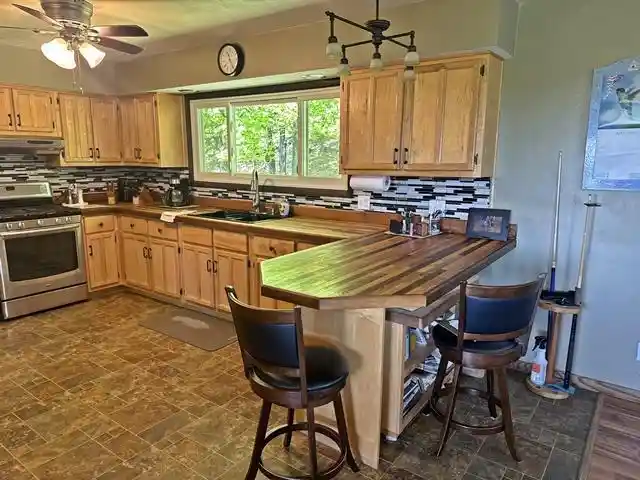 Homes for sale in Neillsville, WI | W5969 S Mound Road Road, Neillsville, WI 54456 | MLS# 22602174