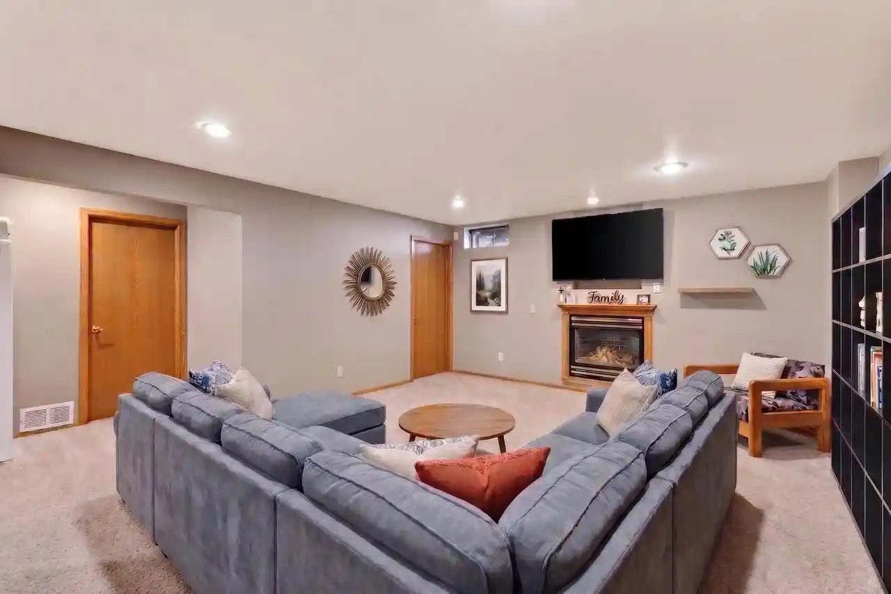 Photo 3 of Single family home for sale at 10 Rylant Circle Circle, Madison, WI 53719 | MLS# 2023671 | Listing updated on 2026-09-18
