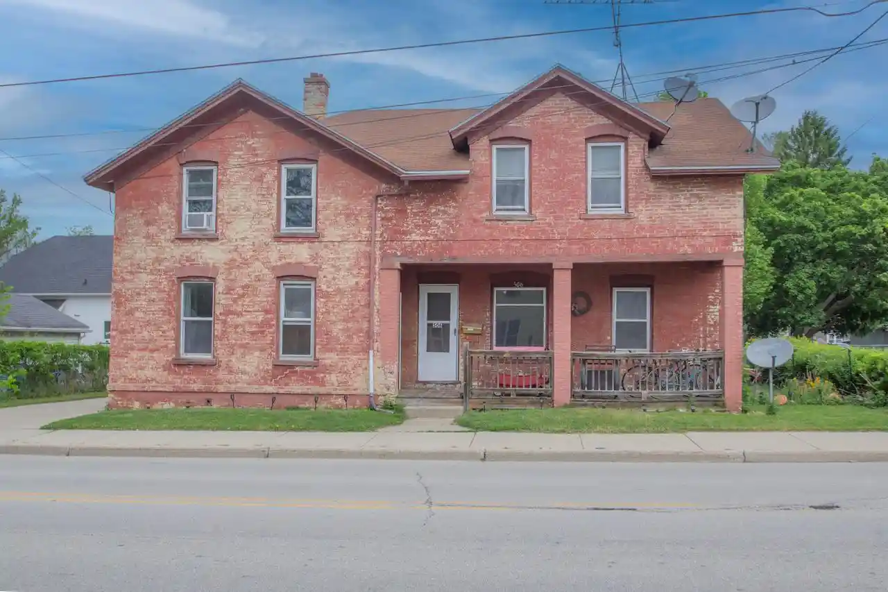 Homes for sale in Watertown, WI | 504 E Division Street Street #506, Watertown, WI 53098 | MLS# 1963187