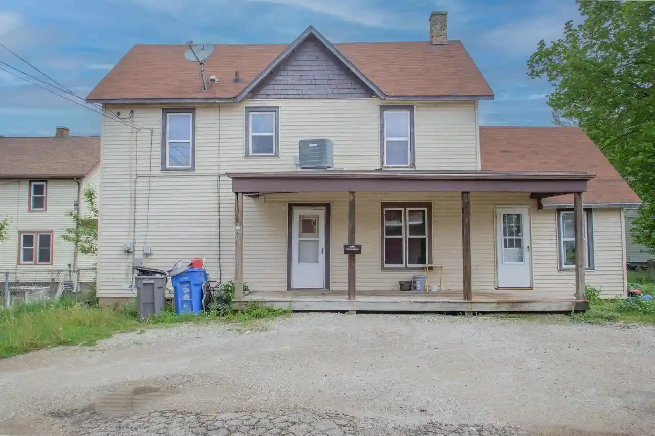 Homes for sale in Watertown, WI | 504 E Division Street Street #506, Watertown, WI 53098 | MLS# 1963187