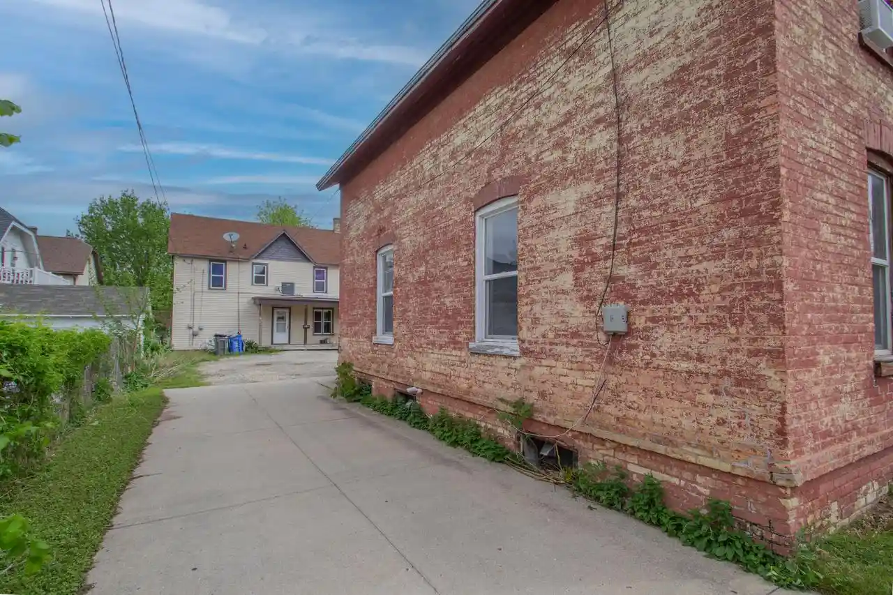 Homes for sale in Watertown, WI | 504 E Division Street Street #506, Watertown, WI 53098 | MLS# 1963187