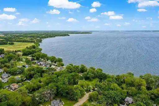 Homes for sale in Edgerton, WI | 112 Cherokee Dr Dr, Edgerton, WI 53534 | MLS# 2023676