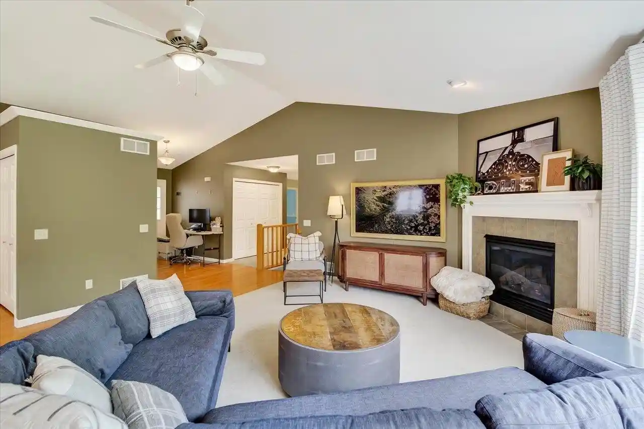Homes for sale in Middleton, WI | 9423 White Fox Lane Lane, Middleton, WI 53562 | MLS# 2023709