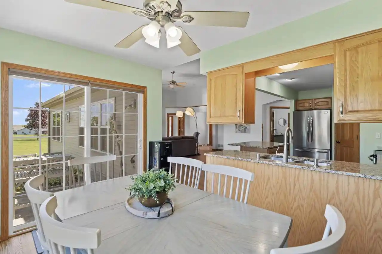 Homes for sale in Muskego, WI | S102W21550 Kelsey Dr Dr, Muskego, WI 53150 | MLS# 1963266