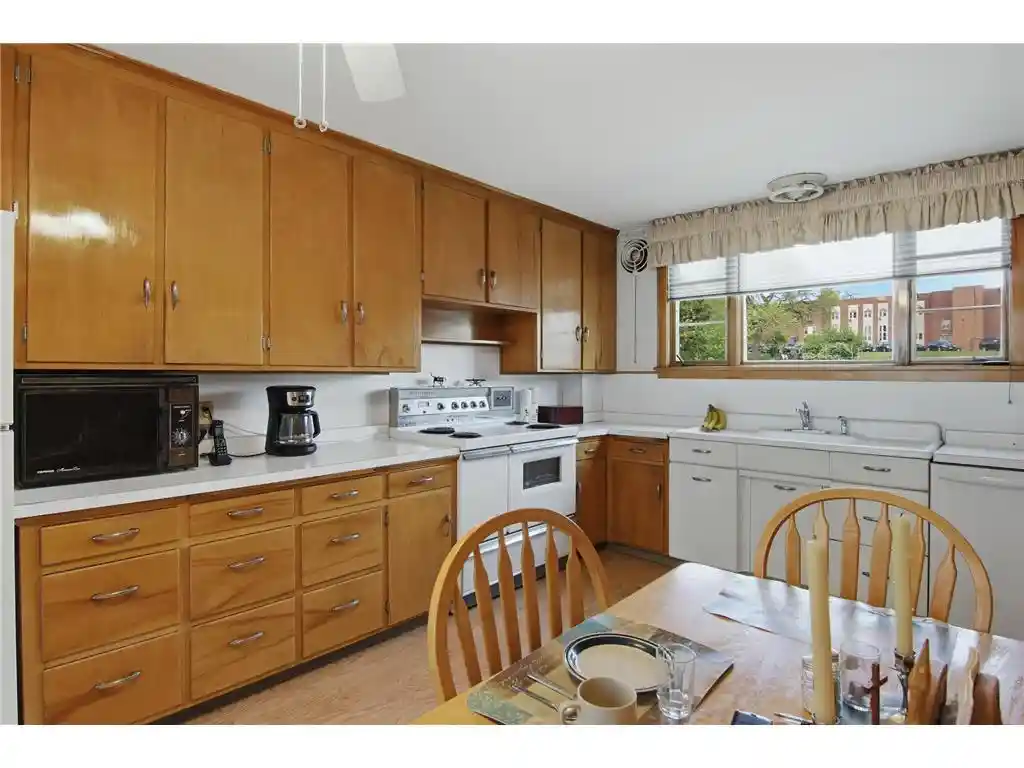 Homes for sale in Chippewa Falls, WI | 712 N Bridge Street Street, Chippewa Falls, WI 54729 | MLS# 7077366
